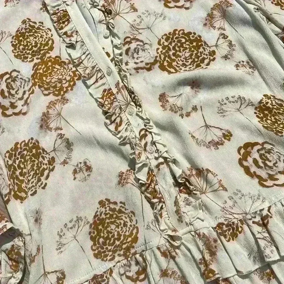 Hinge, extra small ruffled knee length dress - Picture 3 of 7